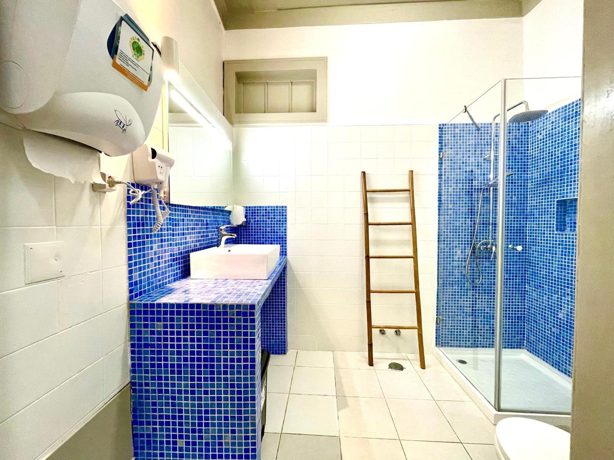 Hostal Algarve *